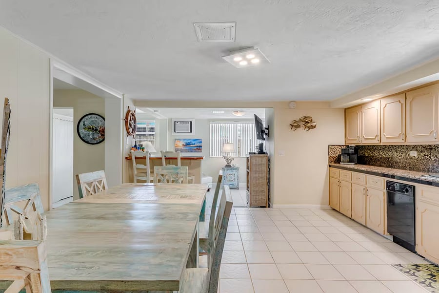 Furnished Finder property 1023595_1 photo 9