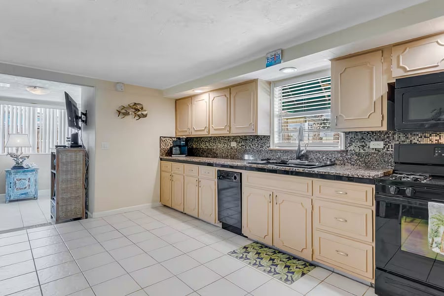 Furnished Finder property 1023595_1 photo 12