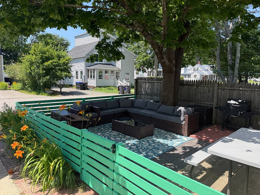 Yard/Patio