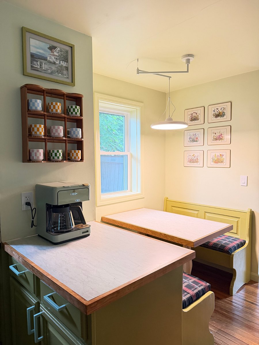 Breakfast Nook