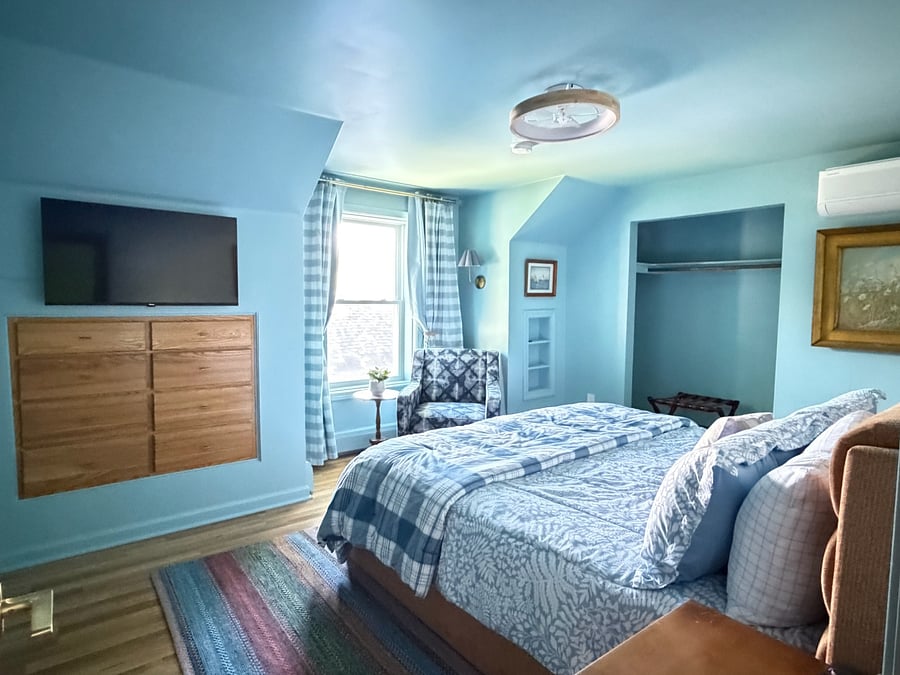 2nd Floor Blue Bedroom - King Bed