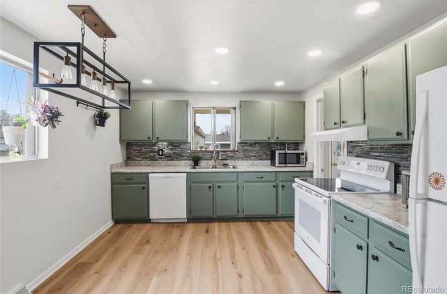 Furnished Finder property 1023636_1 photo 12