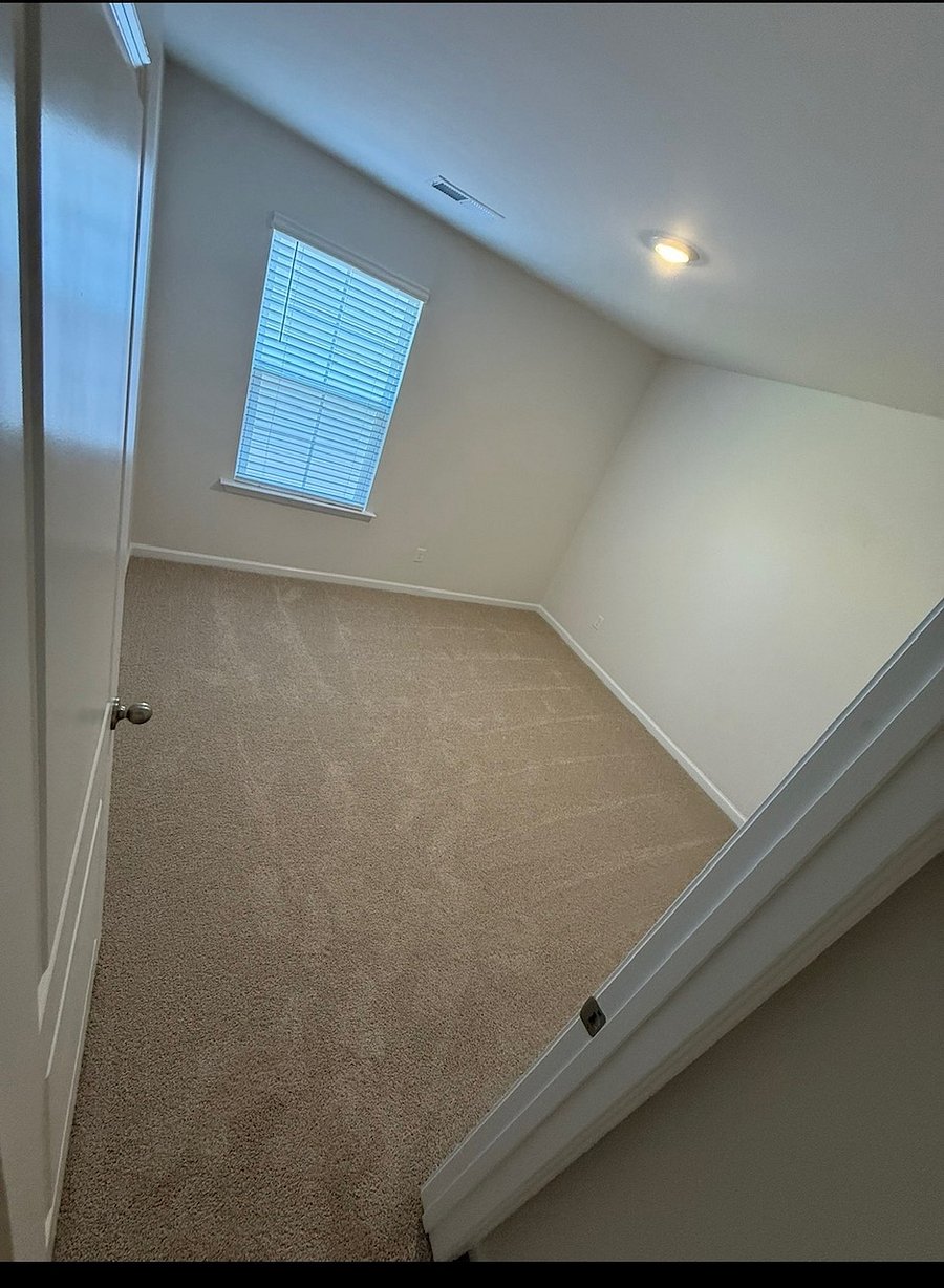 Furnished Finder property 1023662_1 photo 4