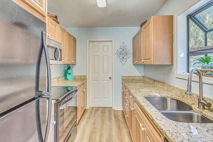 Furnished Finder property 1023677_1 photo 4