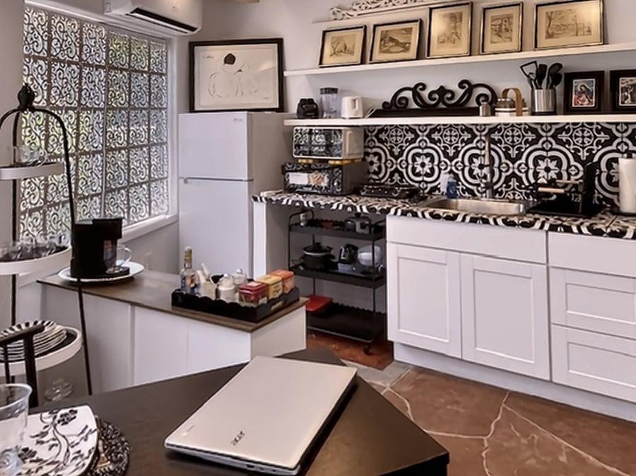 Still, the atmosphere invites you to close that laptop and take good care of yourself!