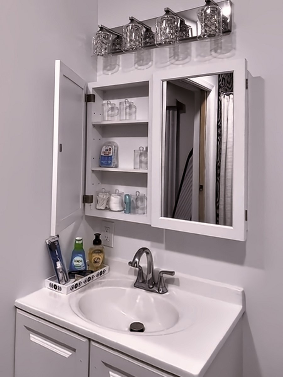 Plenty of light and medicine cabinet storage keeps you looking and feeling your best.