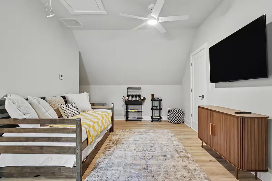 Furnished Finder property 1023690_1 photo 29