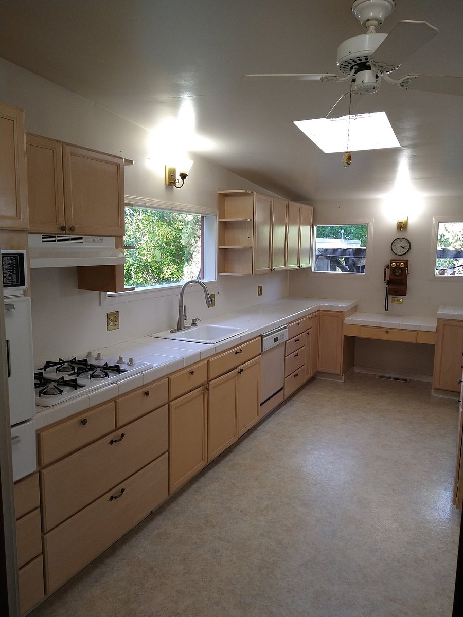 Furnished Finder property 1023699_1 photo 4