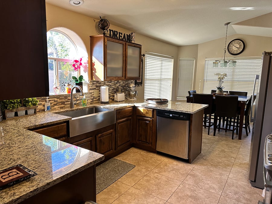 Furnished Finder property 1023707_1 photo 4