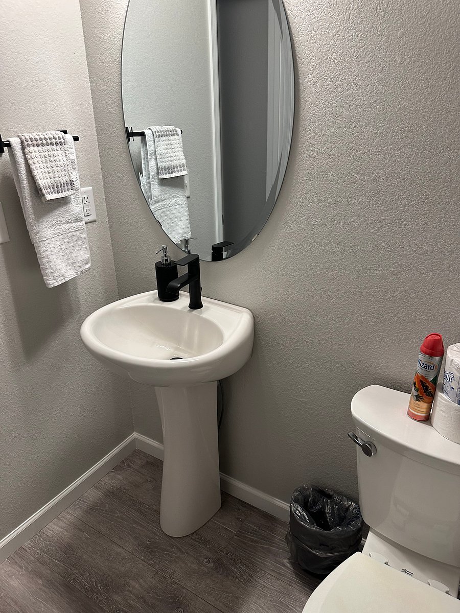 Furnished Finder property 1023708_1 photo 4