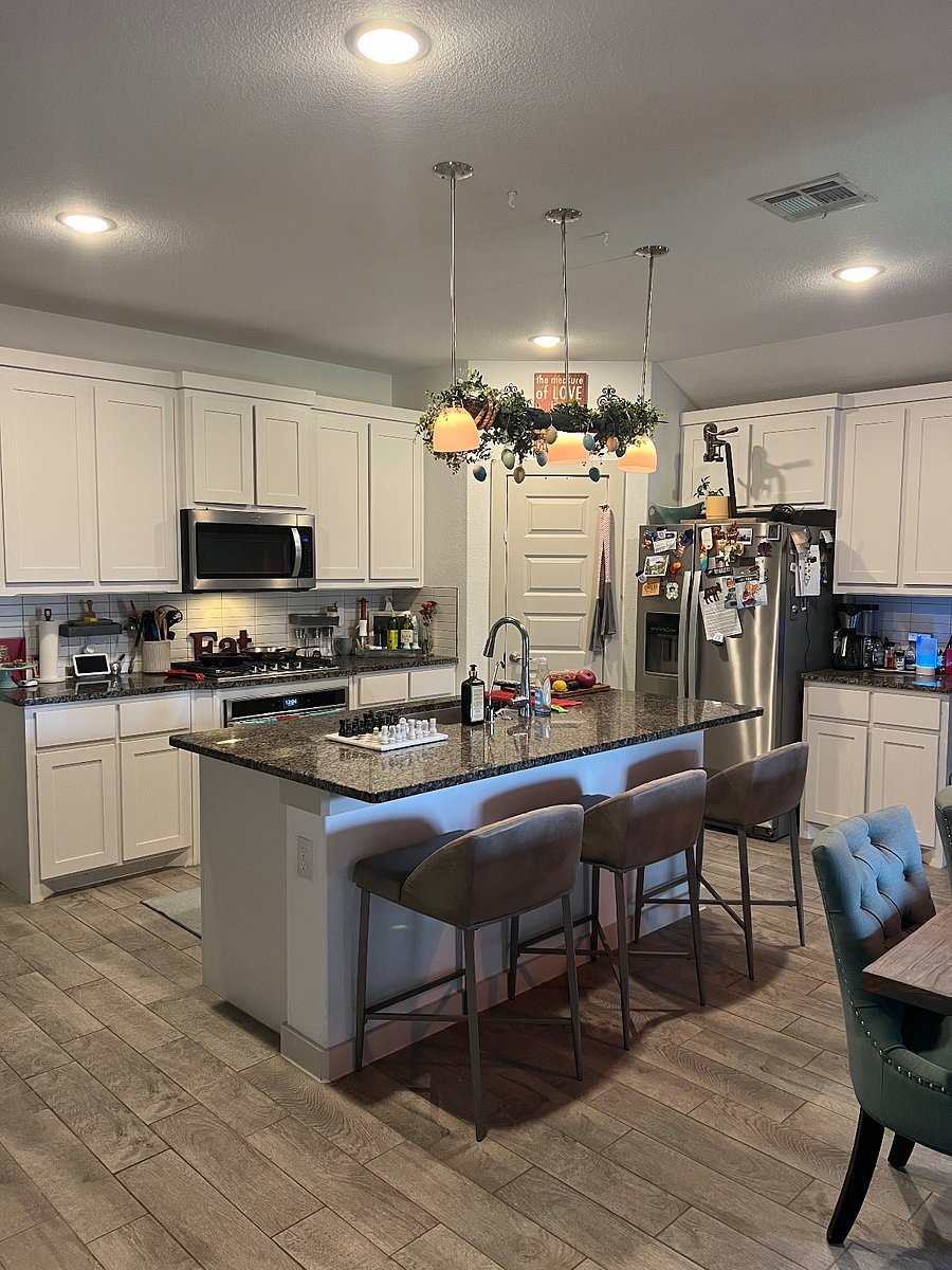Furnished Finder property 1023710_1 photo 3