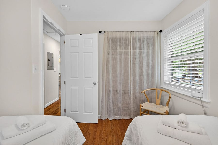 Furnished Finder property 1023721_1 photo 13