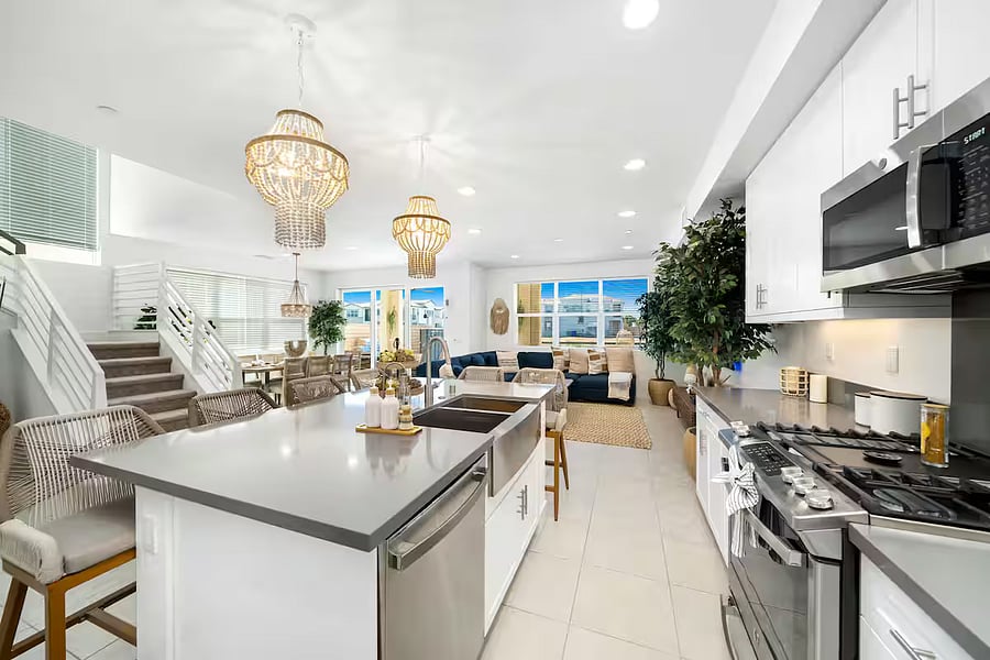 Furnished Finder property 1023727_1 photo 5
