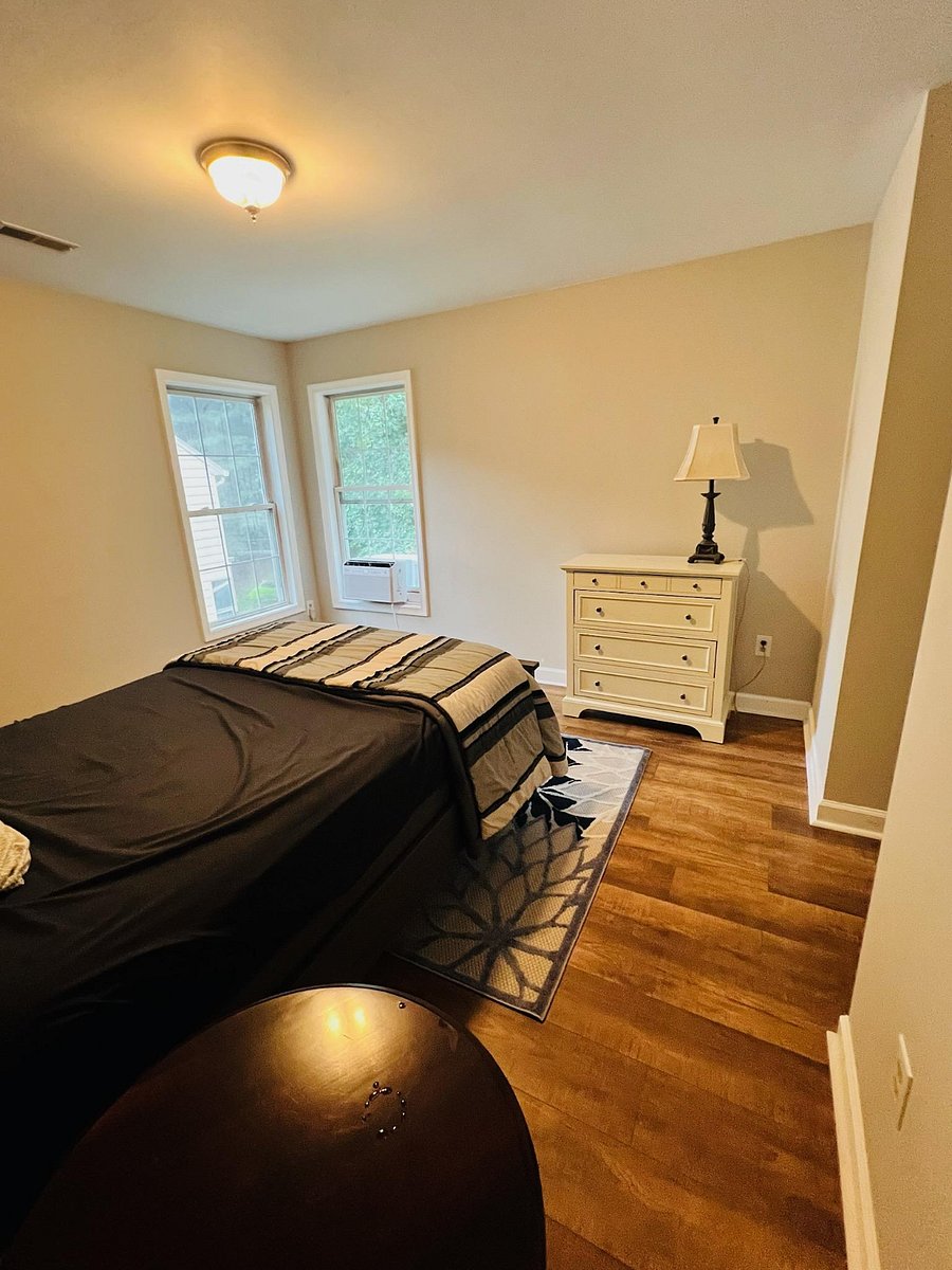 Furnished Finder property 1023740_1 photo 3