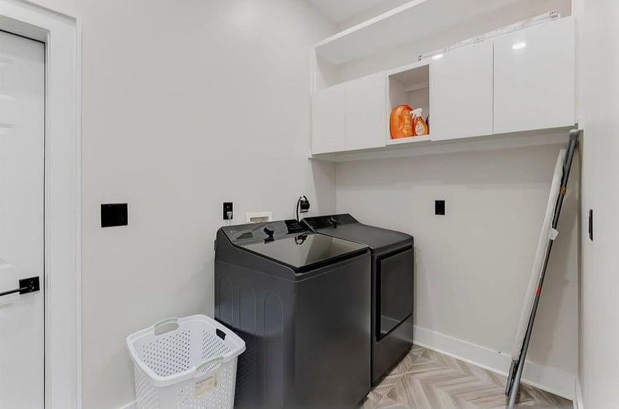 Furnished Finder property 1023748_1 photo 32