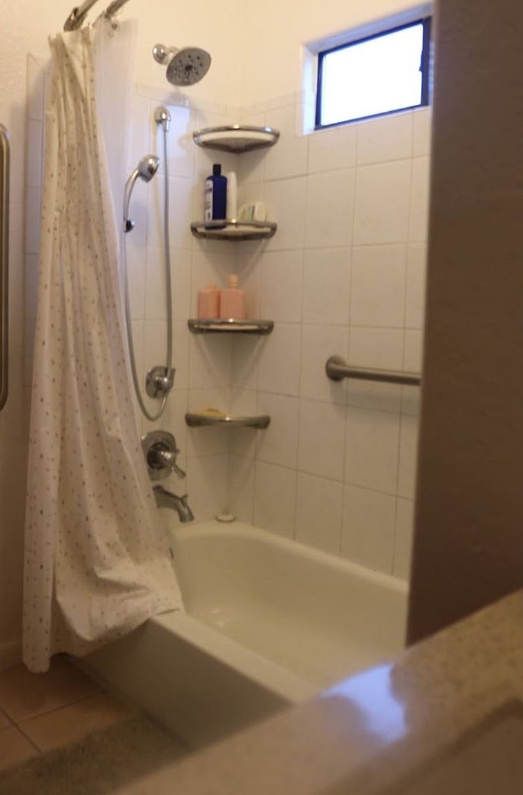 Furnished Finder property 1023750_1 photo 11