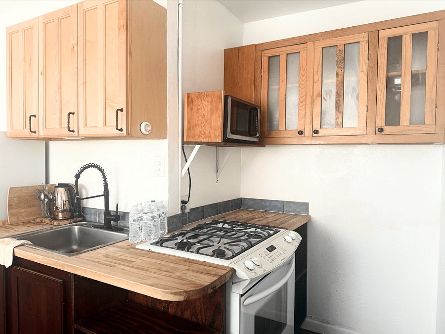 Furnished Finder property 1023750_2 photo 4