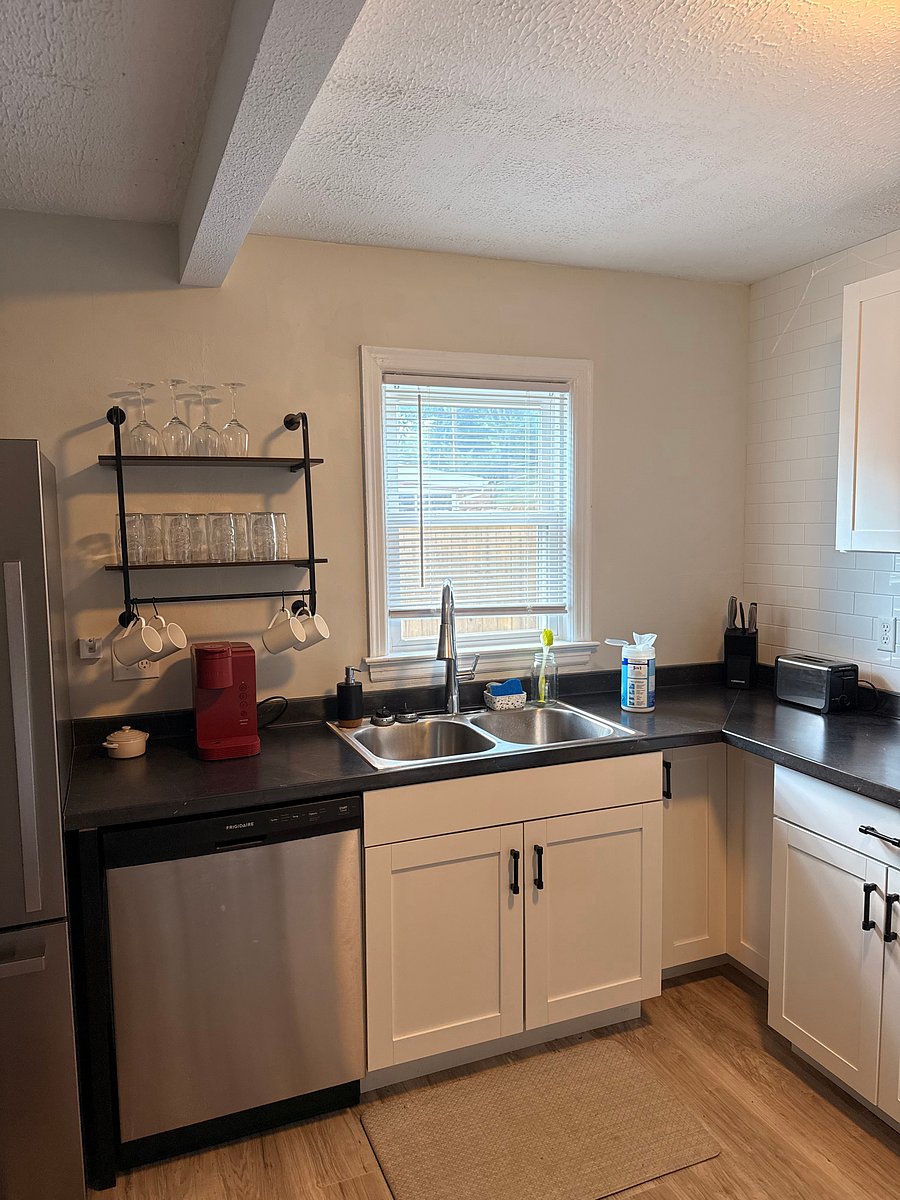 Furnished Finder property 1023759_1 photo 16