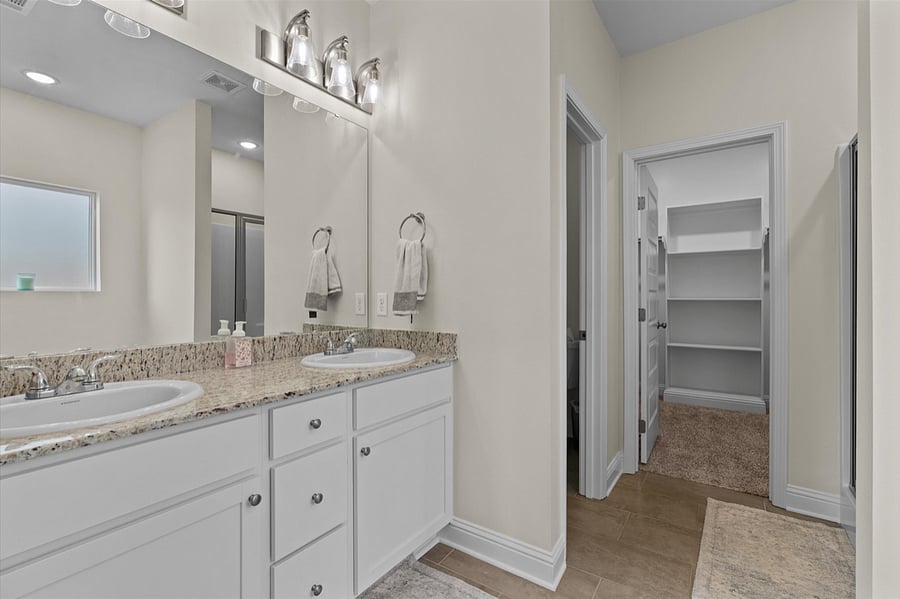 Furnished Finder property 1023780_1 photo 9