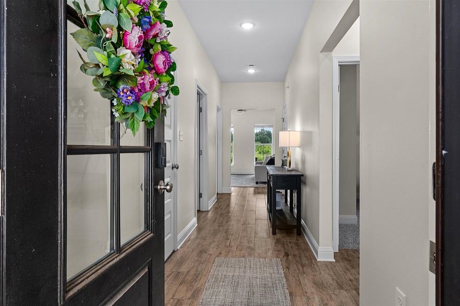 Furnished Finder property 1023780_1 photo 2