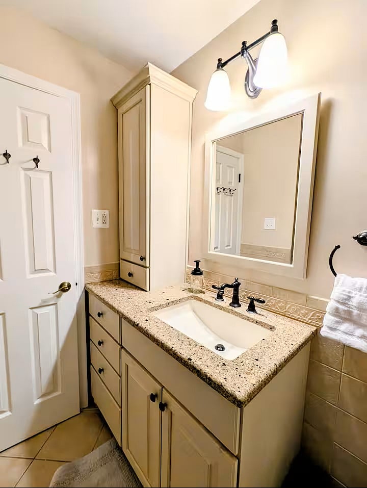 Furnished Finder property 1023784_1 photo 9