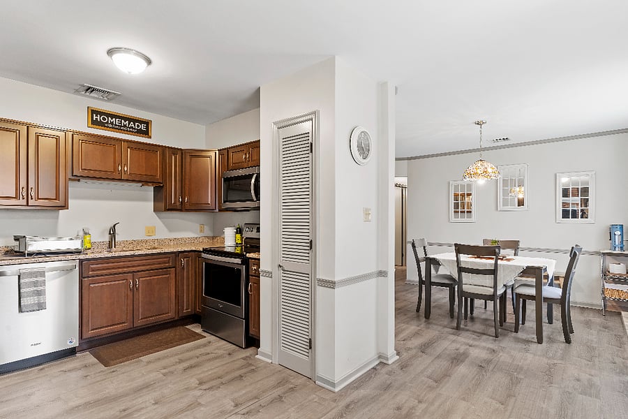 Furnished Finder property 1023786_1 photo 9