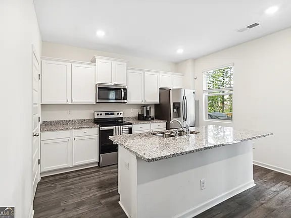 Furnished Finder property 1023792_1 photo 4