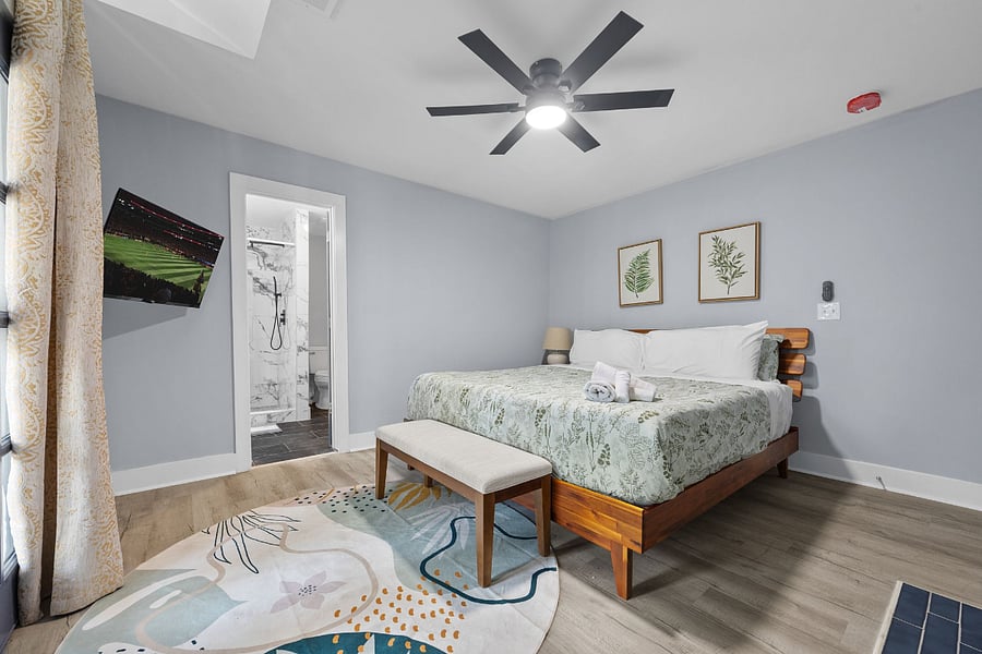 Furnished Finder property 1023796_1 photo 24