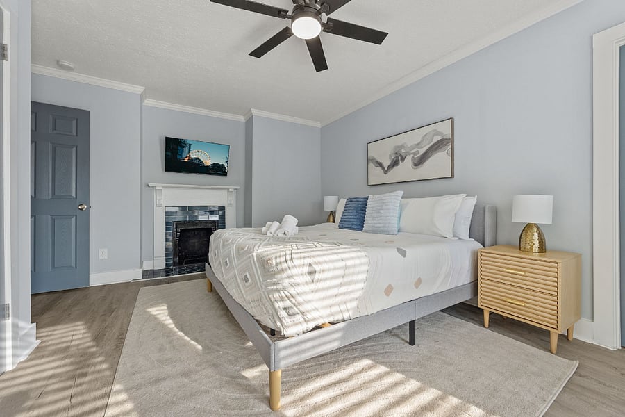 Furnished Finder property 1023796_1 photo 40