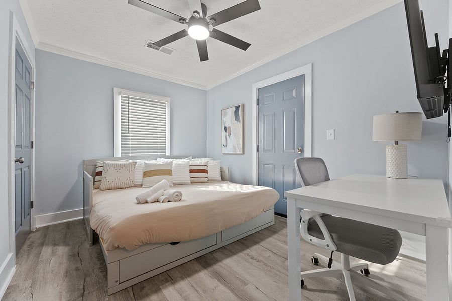 Furnished Finder property 1023796_1 photo 48