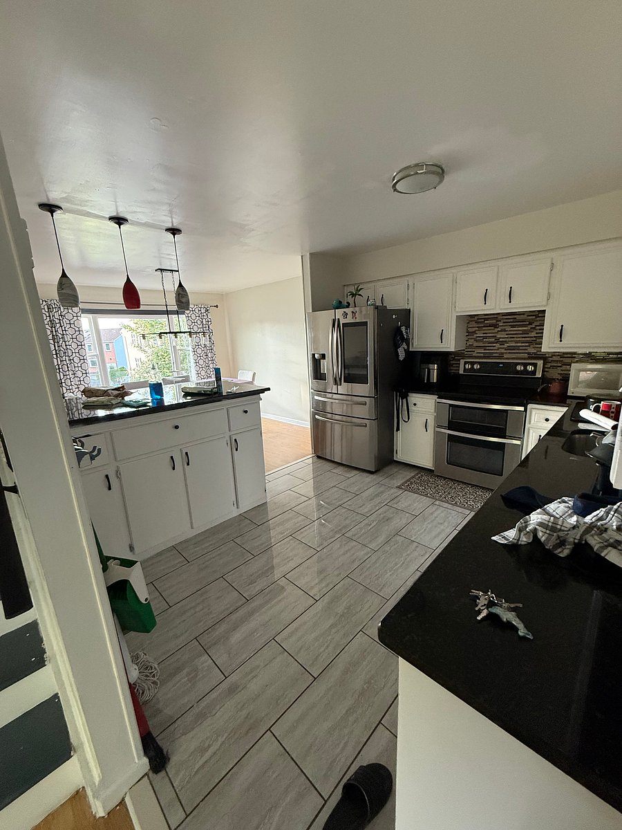 Furnished Finder property 1023812_1 photo 3