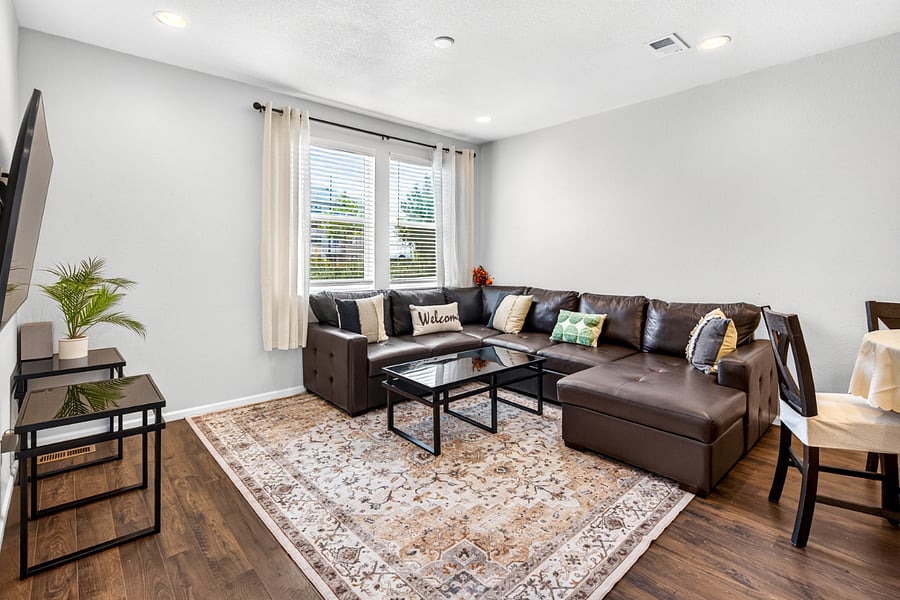 Furnished Finder property 1023833_1 photo 1