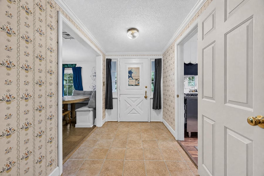 Furnished Finder property 1023852_1 photo 25