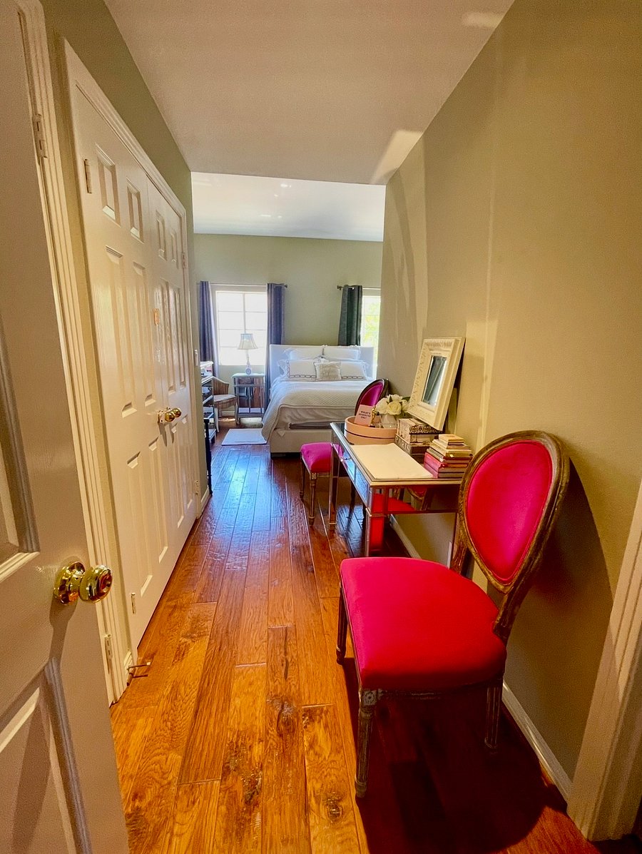 Furnished Finder property 1023858_1 photo 5