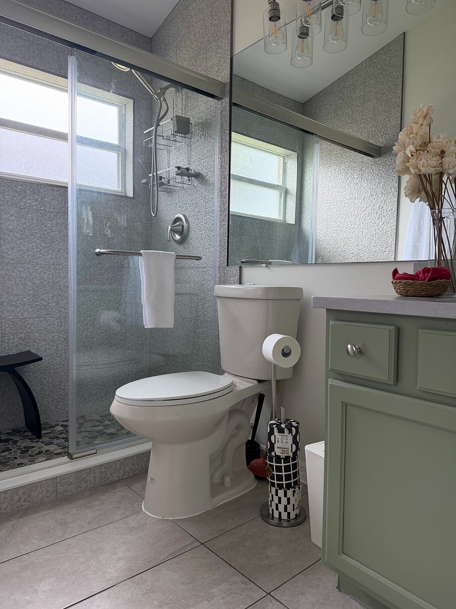 Furnished Finder property 1023876_1 photo 7