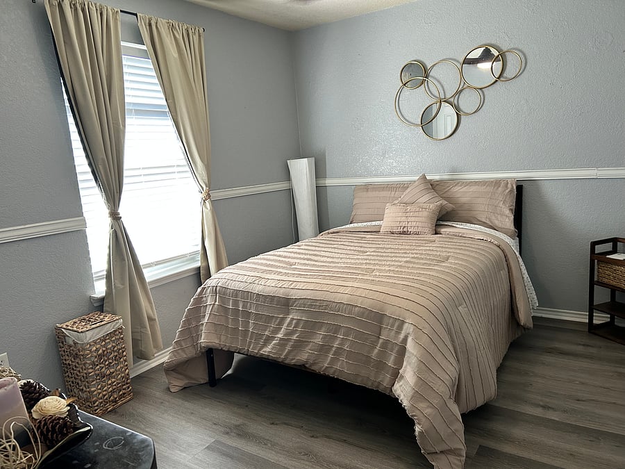 Furnished Finder property 1023887_1 photo 13