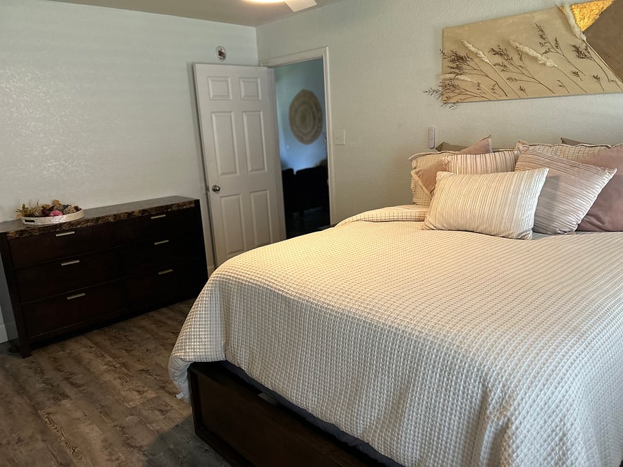 Furnished Finder property 1023887_1 photo 16