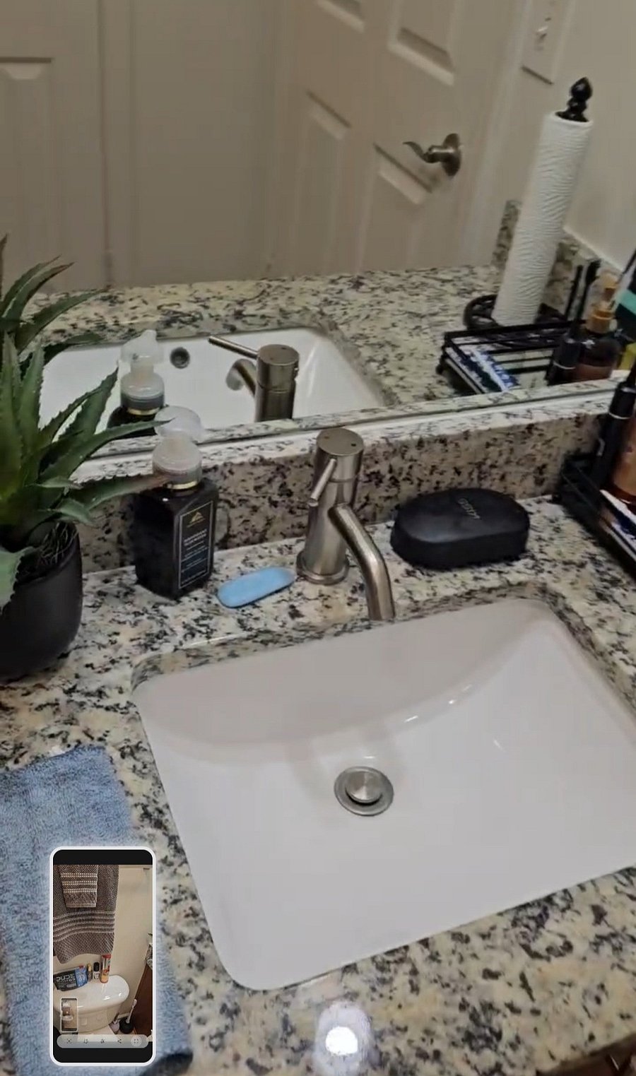 Furnished Finder property 1023889_1 photo 11