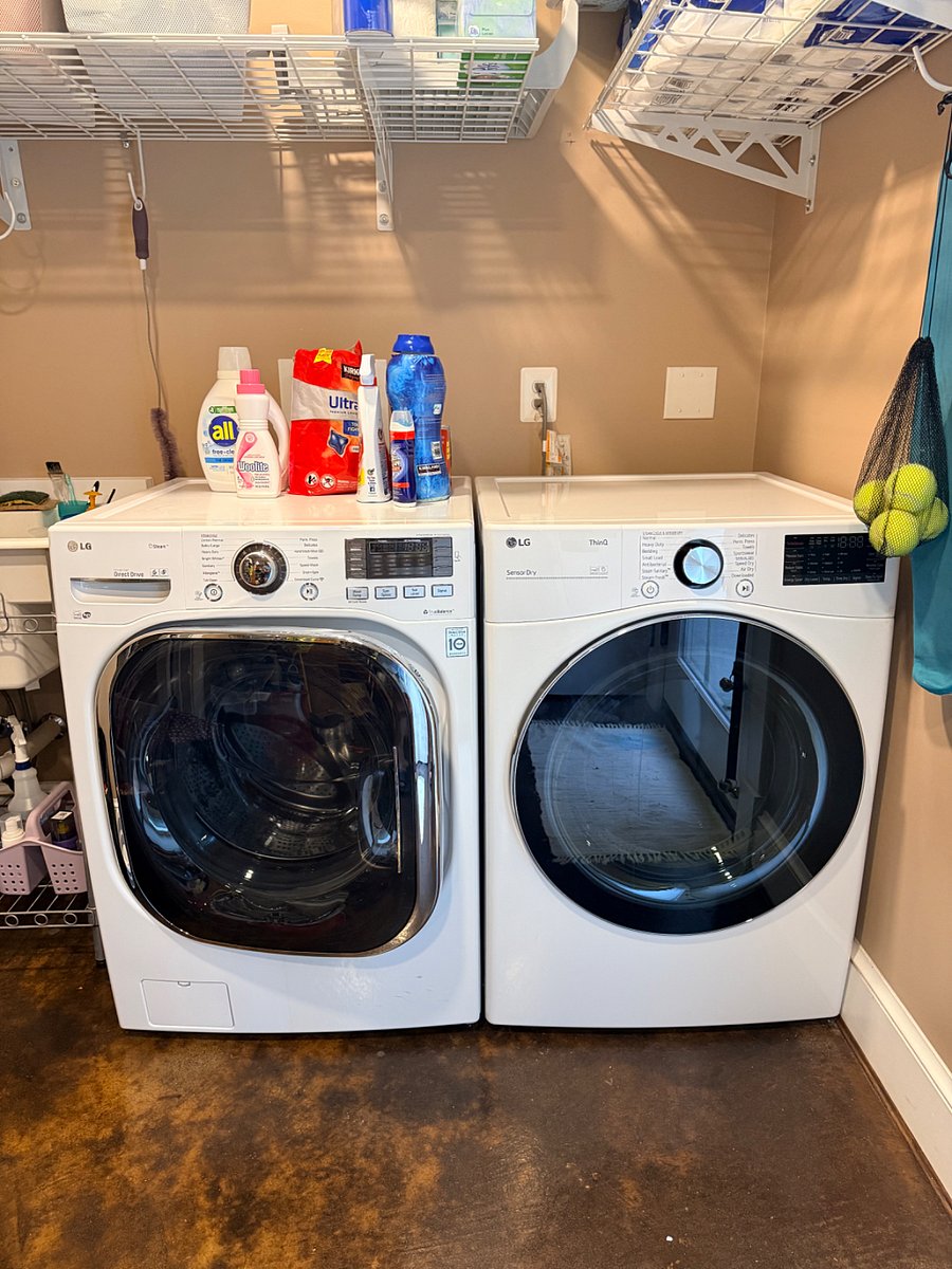 Full Size Washer/Dryer shared with owners
