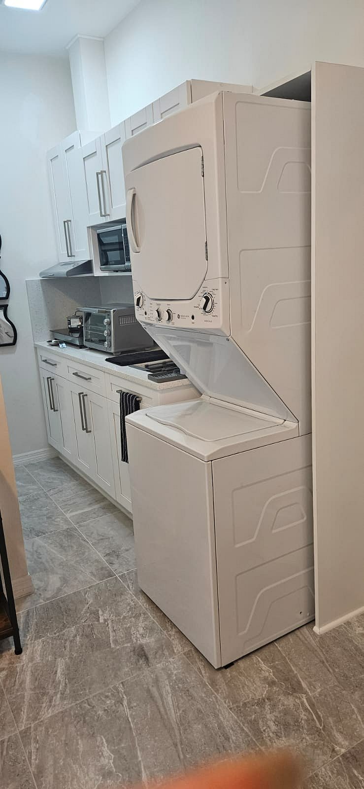 Furnished Finder property 1023922_1 photo 12