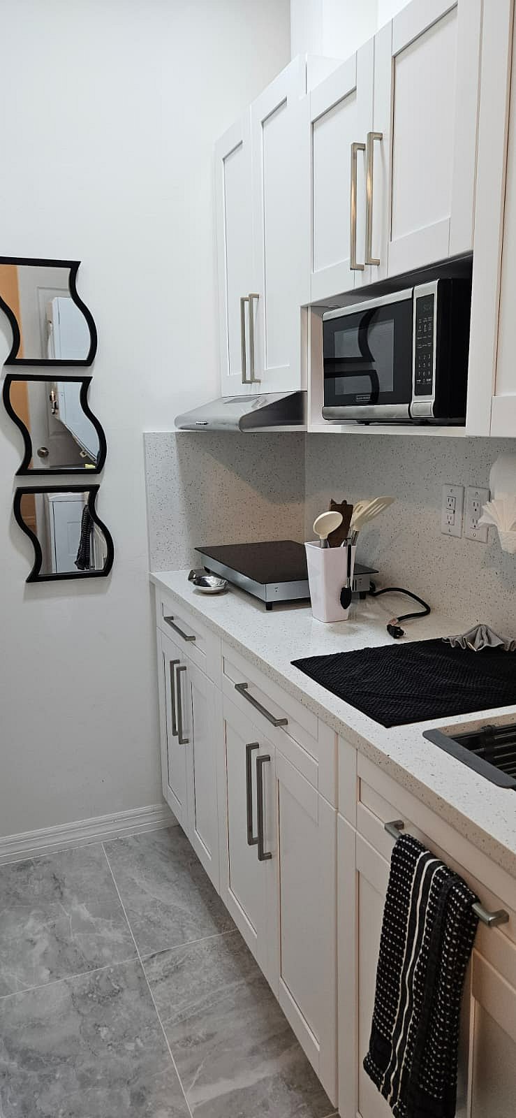 Furnished Finder property 1023922_1 photo 10