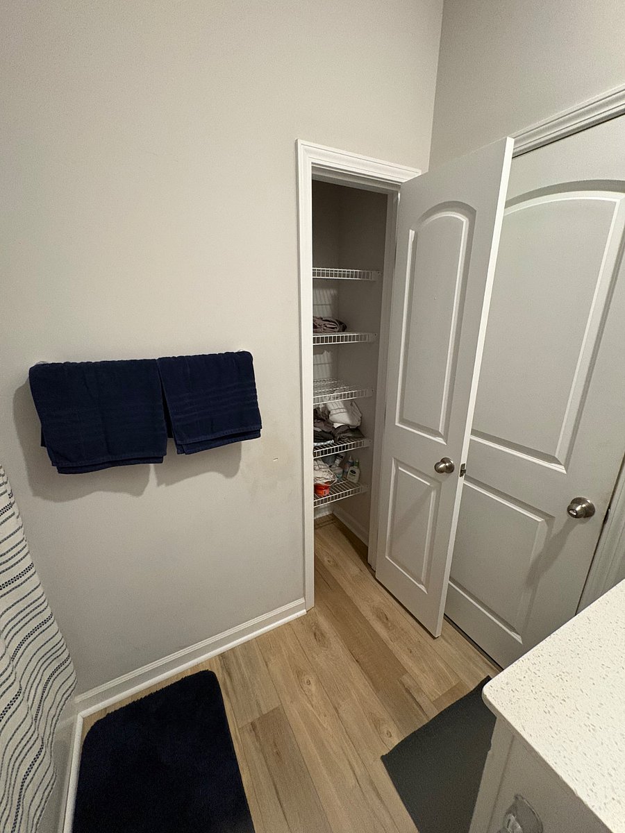 Furnished Finder property 1023923_1 photo 28