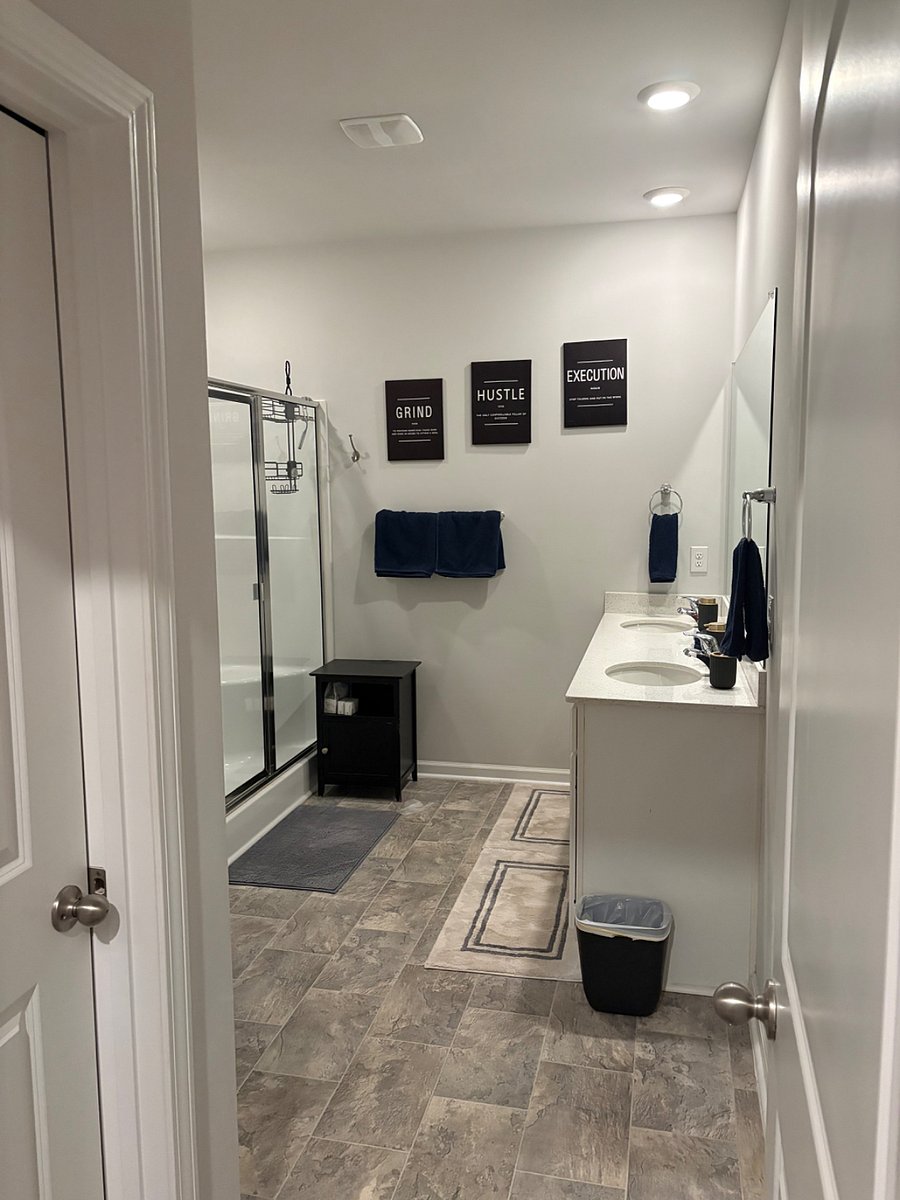 Furnished Finder property 1023923_1 photo 36