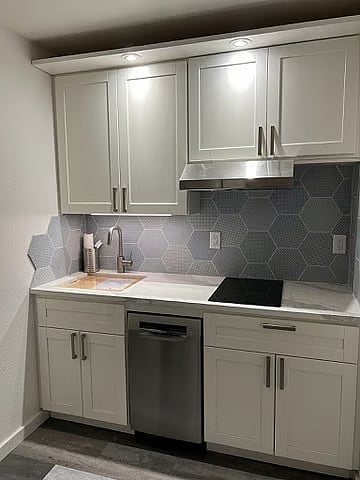 Furnished Finder property 1023925_1 photo 14