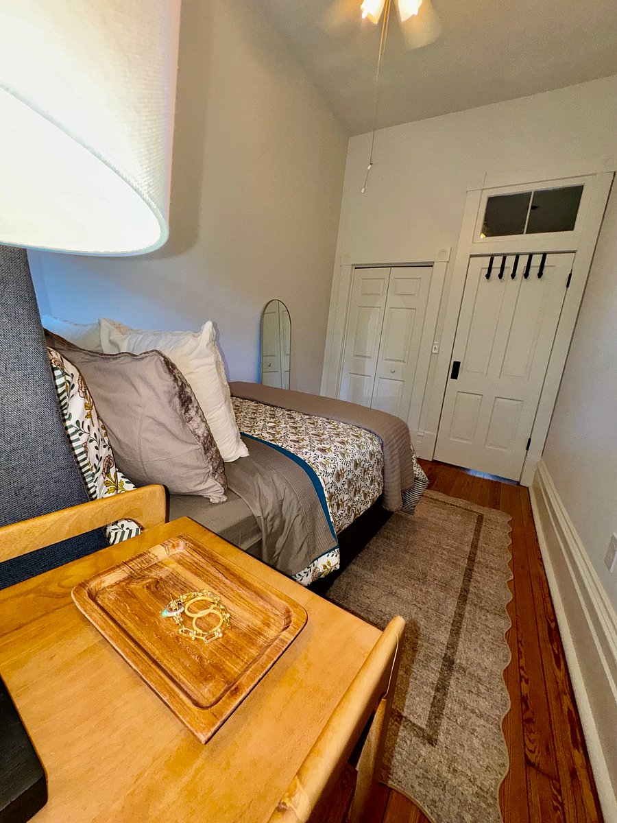 Furnished Finder property 1023930_1 photo 16