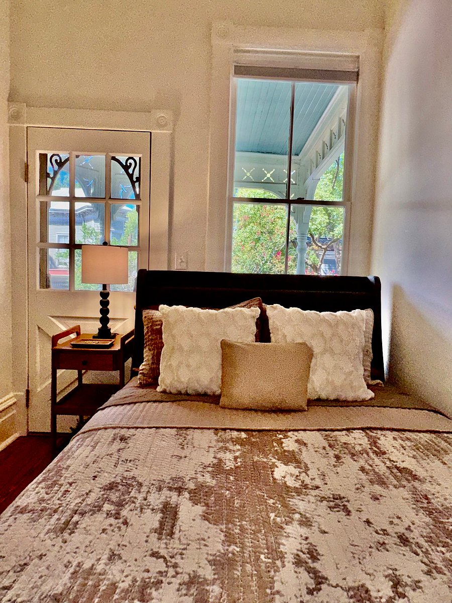 Furnished Finder property 1023930_1 photo 15
