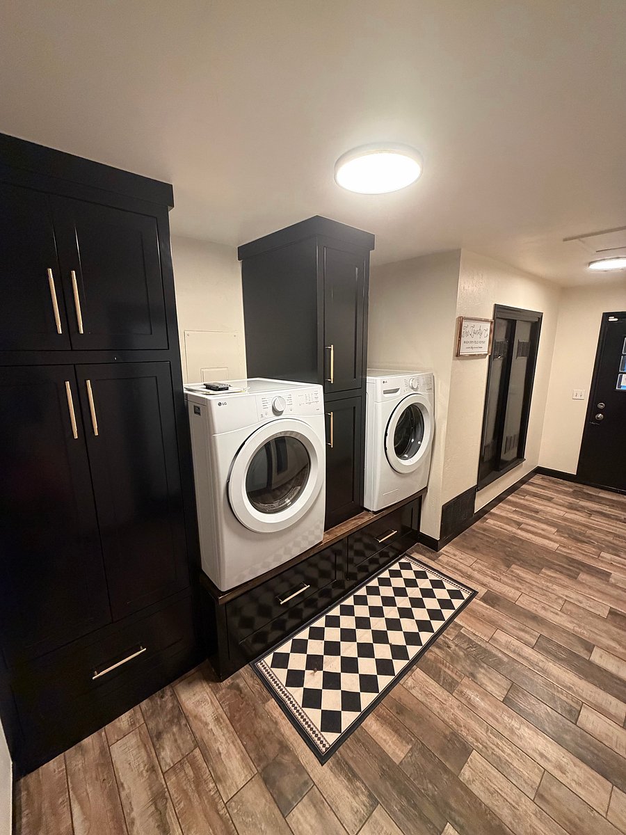 Furnished Finder property 1023932_1 photo 31