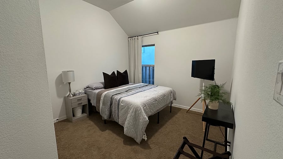Furnished Finder property 1023939_1 photo 18