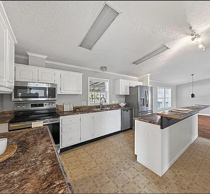 Furnished Finder property 1023944_1 photo 4