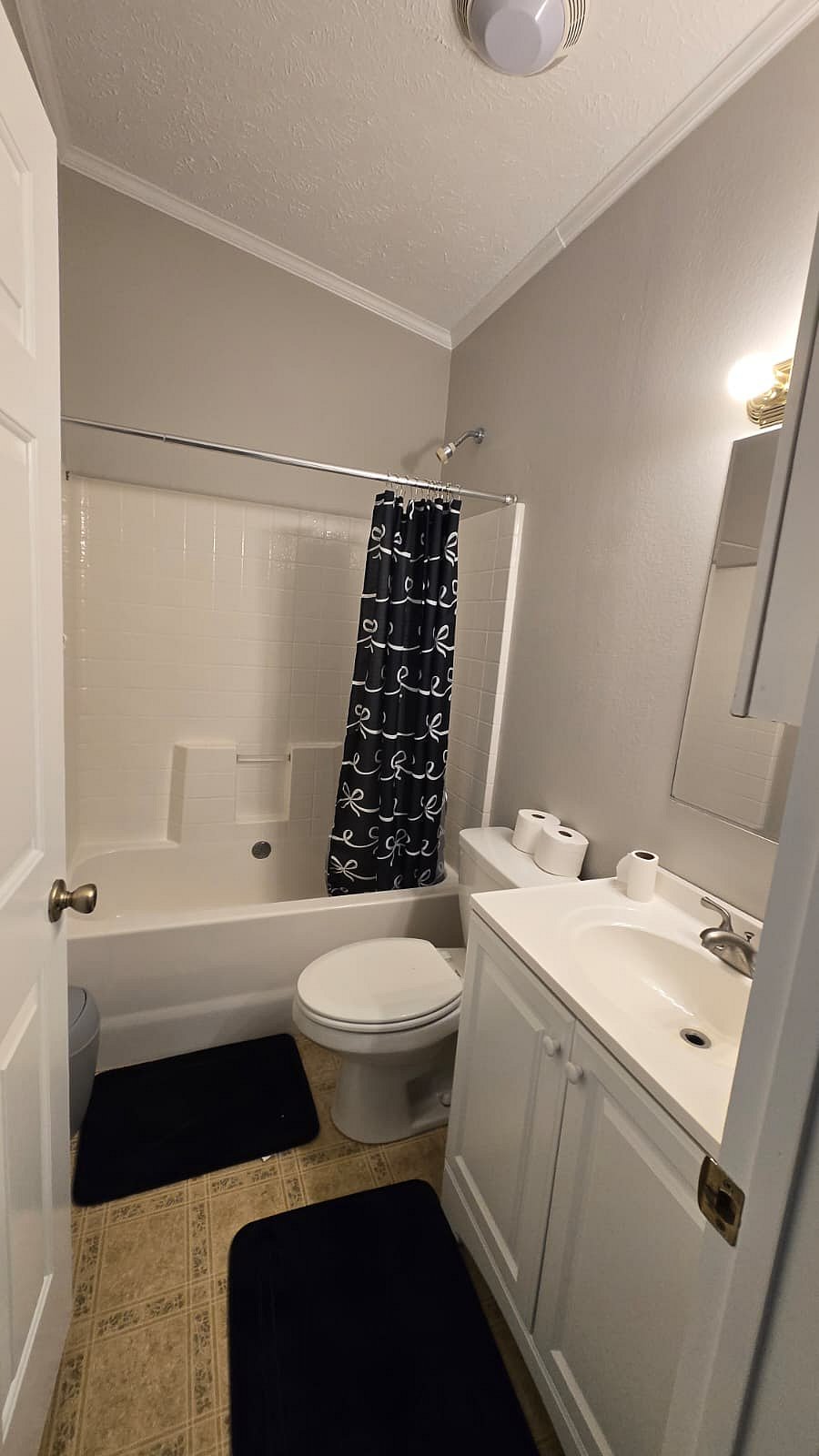 Furnished Finder property 1023944_1 photo 17